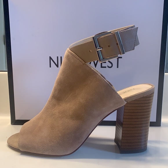 Open toed heels by Nine West - Picture 3 of 6
